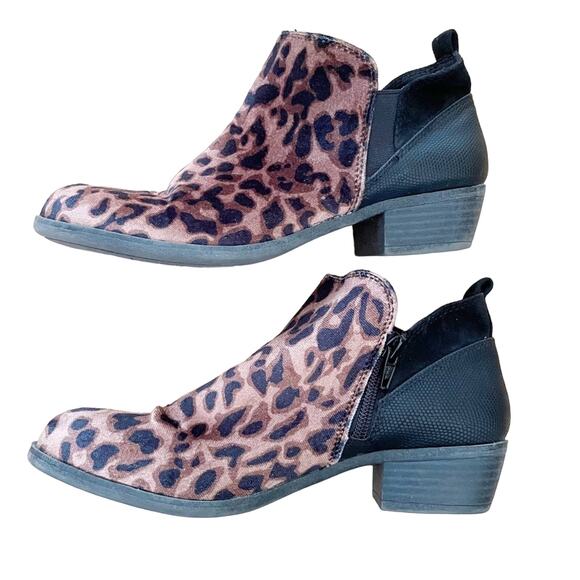 SO Leopard Print Ankle Booties Slip On Textured - Picture 2 of 6